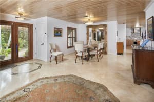695 7th Avenue, Naples, FL 34102 - MLS#225008349