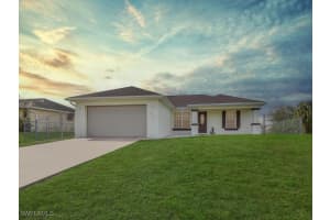 2900 Curtis Avenue, Lehigh Acres, FL 33976 Sold 03/31/25