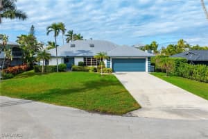 1634 Bonita Court, Naples, FL 34102 Sold 08/25/25