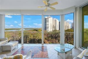 325 Dunes Blvd 605, Naples