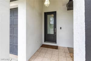 557 102nd Avenue, Naples, FL 34108 - MLS#225008384