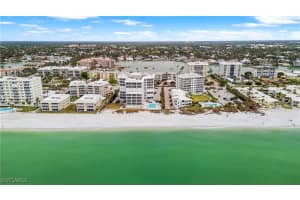 2800 Gulf Shore Boulevard, Naples, FL 34103 - MLS#225008408