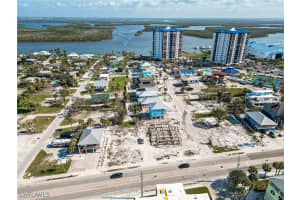 107 Gulfview Avenue, Fort Myers Beach, FL 33931 Sold 08/29/25