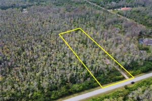 88 47th Avenue, Naples, FL 34120 - MLS#225008441