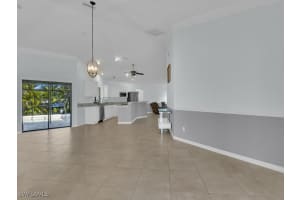 1011 4th Avenue, Cape Coral, FL 33991 - MLS#225008467