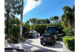 10019 RAMBLEWOOD Court, Fort Myers, FL 33905 - MLS#225008554