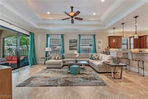 582 110th Ave N, Naples