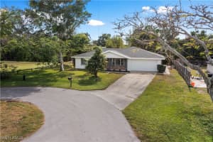 930 Entrada Drive, Fort Myers, FL 33919 Sold 02/25/25