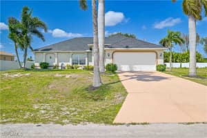 1214 Ne 14th Pl, Cape Coral