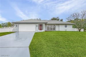 3211 13th Street, Lehigh Acres, FL 33971 Sold 03/11/25