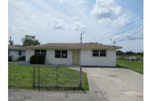 41 Roanoke Drive, Fort Myers, FL 33905 Sold 02/28/25