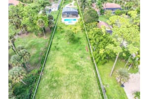 1890c Oakes Boulevard, Naples, FL 34119 - MLS#225008736