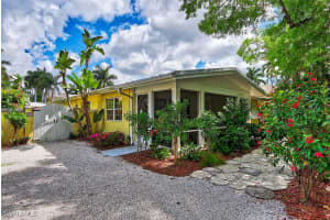 361 1st Avenue, Naples, FL 34102 - MLS#225008818