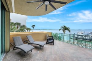 1079 Bald Eagle Drive, Marco Island, FL 34145 - MLS#225008824