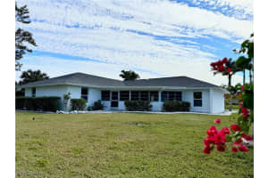 335 48th Terrace, Cape Coral, FL 33914 - MLS#225008849