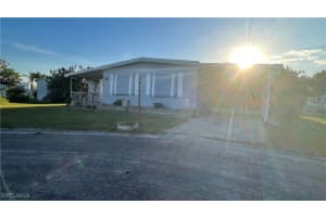 16230 Cynthia Ct, Fort Myers