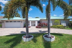 2377 Longboat Drive, Naples, FL 34105 Sold 04/01/25