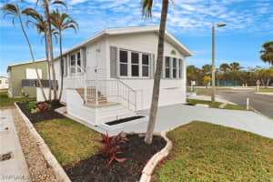 19681 Summerlin Rd 354, Fort Myers