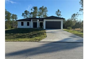 706 13th Street, Lehigh Acres, FL 33972 Sold 05/05/25