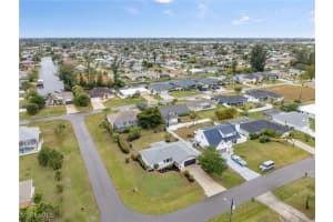430 21st Street, Cape Coral, FL 33990 Sold 04/23/25