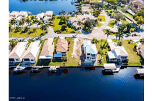 193 Eveningstar Cay, Naples, FL 34114 - MLS#225009038