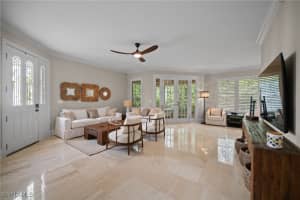 261 Colonade Circle, Naples, FL 34103 - MLS#225009045