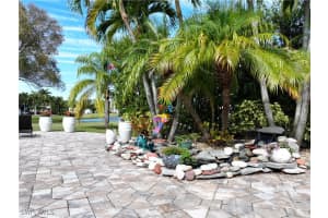 5752 Brightwood Drive, Fort Myers, FL 33905 Sold 08/28/25