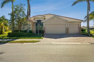 3181 Royal Gardens Ave, Fort Myers