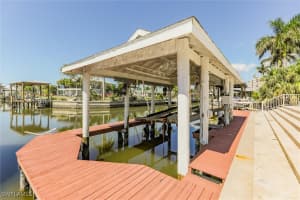 121 Estrellita Drive, Fort Myers Beach, FL 33931 Sold 06/13/25