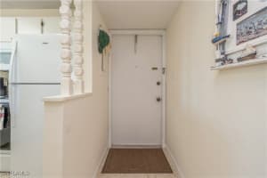 8049 Country Road, Fort Myers, FL 33919 - MLS#225009322