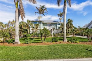 335 Gulf Drive, Sanibel, FL 33957 Sold 04/18/25