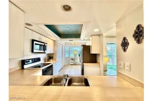 7340 Glenmoor Lane, Naples, FL 34104 Sold 07/10/25