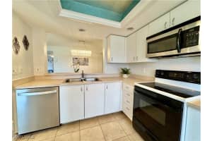 7340 Glenmoor Lane, Naples, FL 34104 Sold 07/10/25