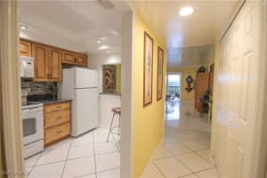 2121 Collier Avenue, Fort Myers, FL 33901 Sold 07/30/25
