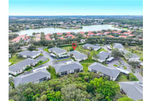 677 Squire Circle, Naples, FL 34104 Sold 04/04/25
