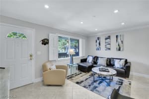 950 7th Avenue, Naples, FL 34102 Sold 04/24/25