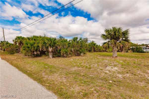 18286 Burkholder Circle, Port Charlotte, FL 33948 - MLS#225009766