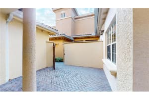 2595 Aviamar Circle, Naples, FL 34114 Sold 07/28/25