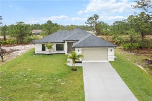 2810 Helen Place, Lehigh Acres, FL 33971 Sold 03/26/25