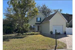 533 Leawood Circle, Naples, FL 34104 Sold 04/28/25