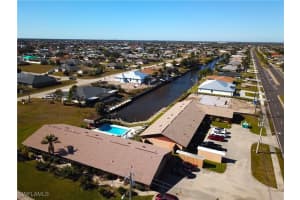 804 Mohawk Parkway, Cape Coral, FL 33914 - MLS#225010028
