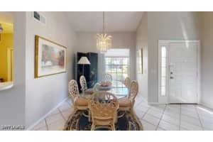 529 Windsor Square, Naples, FL 34104 - MLS#225010039