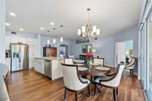 5305 Andover Dr 102, Naples