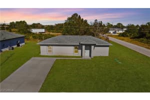 2700 31st Street, Lehigh Acres, FL 33976 Sold 05/07/25