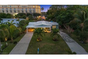 832 Myrtle Terrace, Naples, FL 34103 Sold 08/27/25