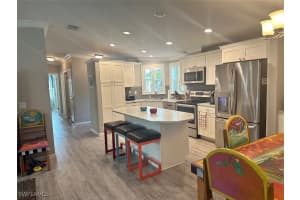 1414 Diamond Lake Circle, Naples, FL 34114 Sold 03/12/25