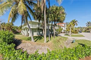 940 Sand Dune Drive, Marco Island, FL 34145 - MLS#225010396