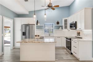 10 Clearview Boulevard, Fort Myers Beach, FL 33931 Sold 03/10/25
