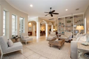 476 1st Avenue, Naples, FL 34102 - MLS#225010514