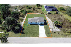 748 Burns Ave S, Lehigh Acres, FL 33974 Sold 05/16/25